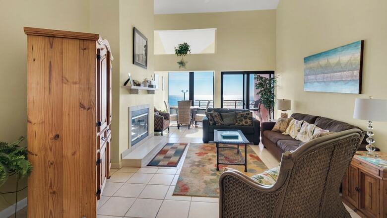 Palm Beach Club 2302 - Two Bedroom Condo