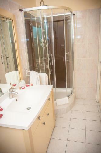 Hotel H�tel Moderne