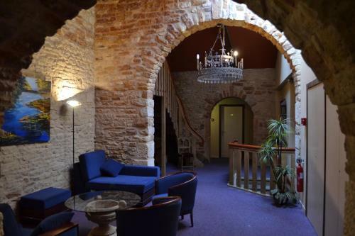 Hotel Restaurant Les Bl�s D'or