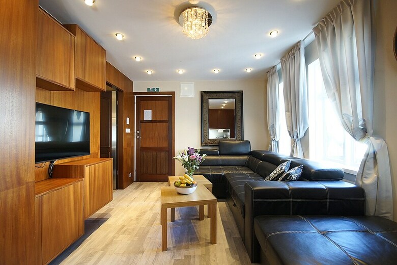 Marine Apartments