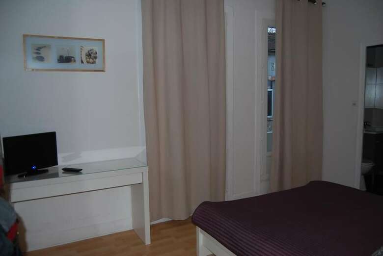 Hotel Les Platanes