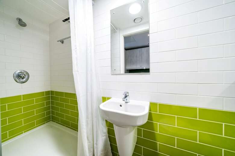 Hotel Hashtag Aldgate Campus Accommodation