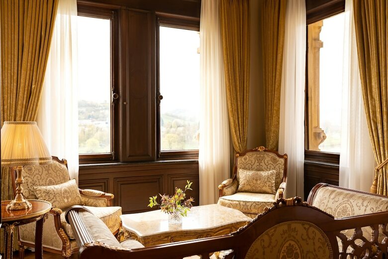 Hotel Schloss Lieser, Autograph Collection