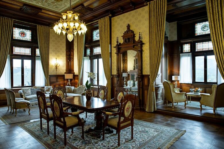Hotel Schloss Lieser, Autograph Collection