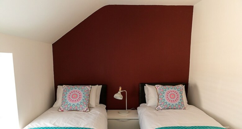 Apartamentos Holiday Rentals Ni - Eglinton Four