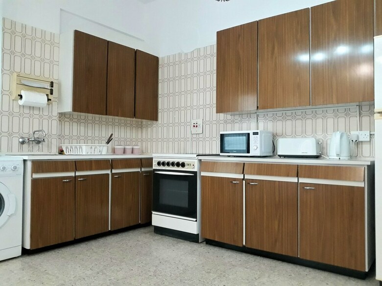 Sunny Apartment Larnaca