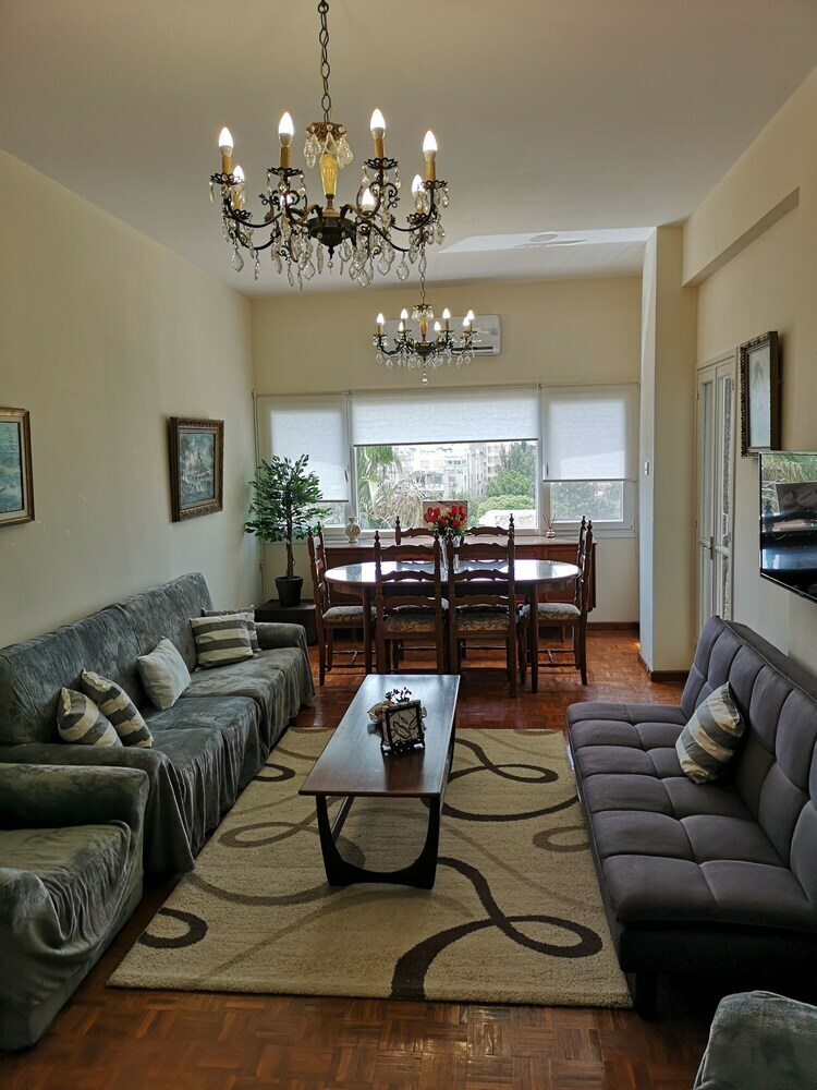 Sunny Apartment Larnaca