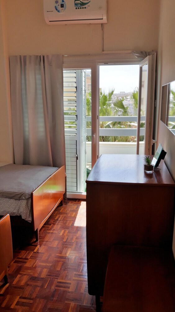 Sunny Apartment Larnaca
