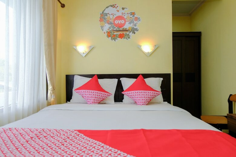 Oyo 887 Green Hill Hotel And Convention Center