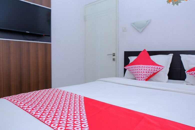 Oyo 887 Green Hill Hotel And Convention Center