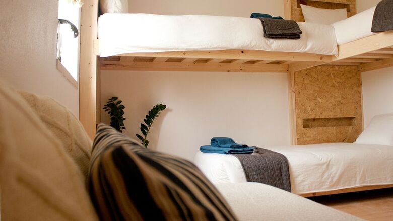 Hostal Kokua Surfarm - Hostel