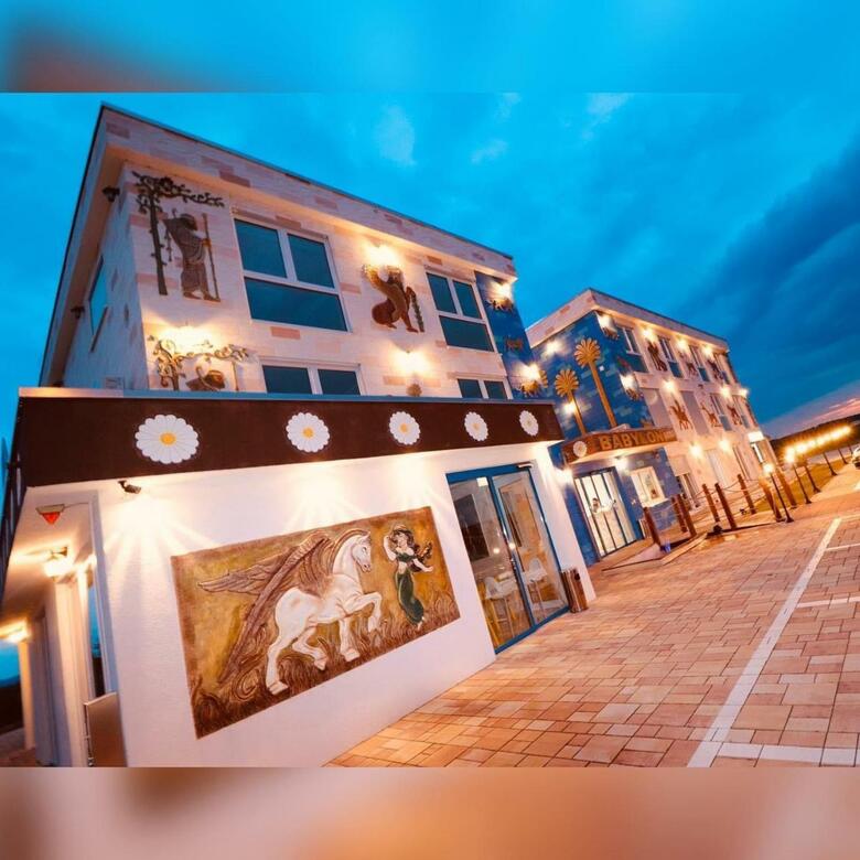 Hotel Babylon