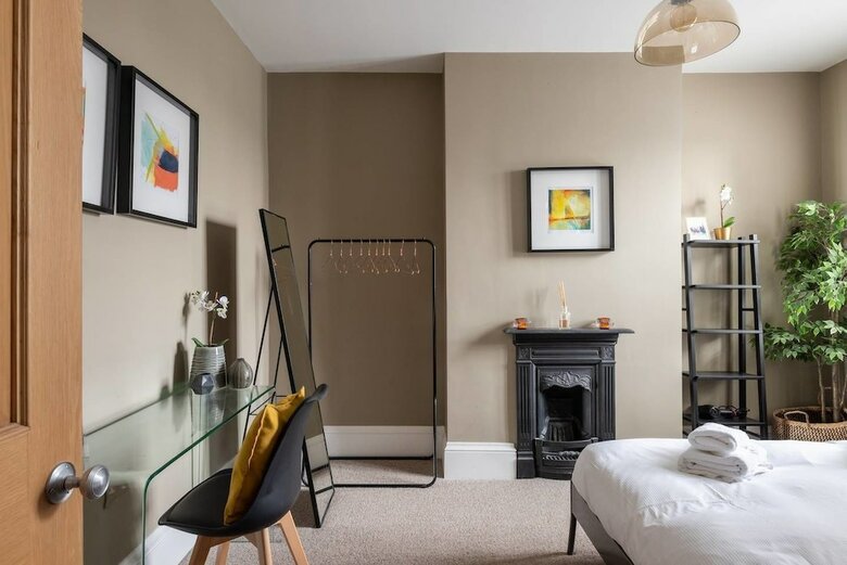 Apartamentos Beautifully Modern 2 Bedroom Flat For 4 Guests