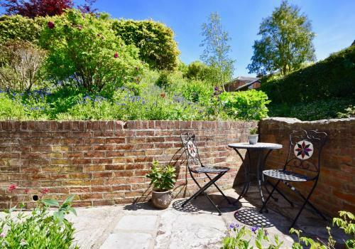 Hotel Little Clatterford