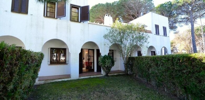 Villa Casa Con Parking, Ideal Para Familias