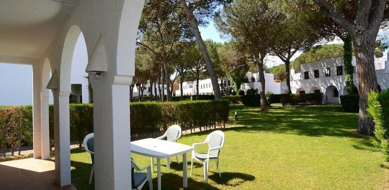 Villa Casa Con Parking, Ideal Para Familias