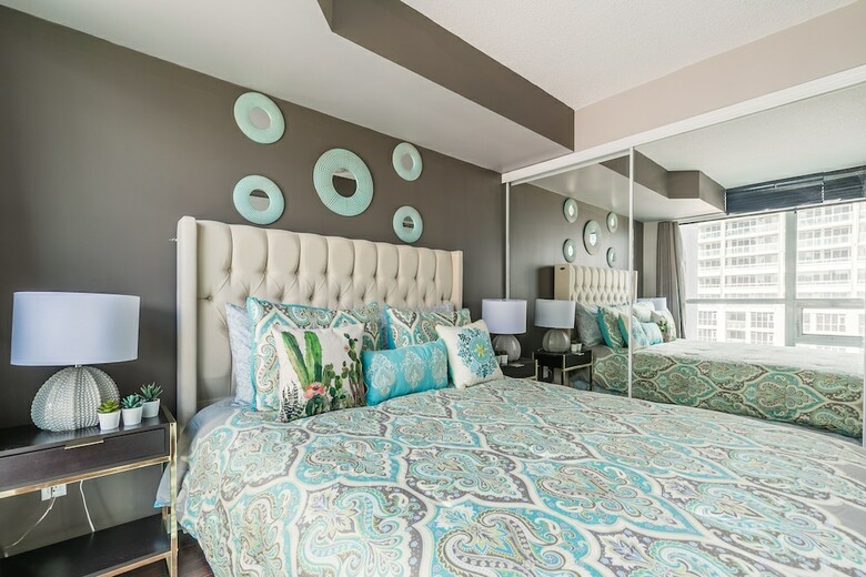 Simply Comfort. Fort York Apartments