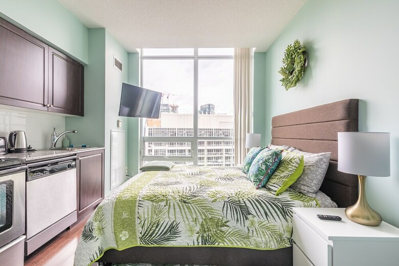 Simply Comfort. Fort York Apartments