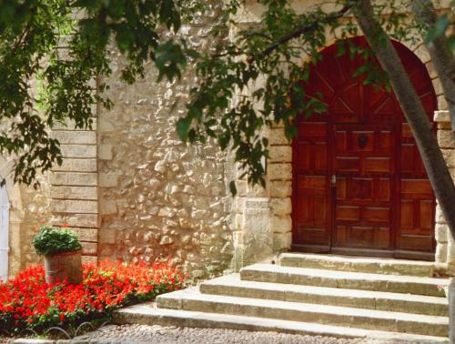 Bed & Breakfast Chateau De La Barben