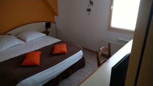 Hotel H�tel Les Vignes Rouges