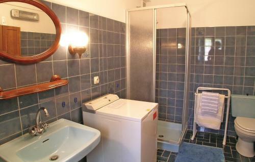 Holiday Home Les Poulvelleries H-576