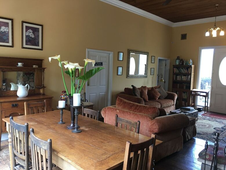 Posada Pescadero Creek Inn