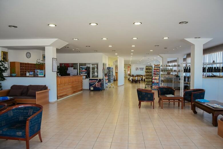 Felicity Hotel