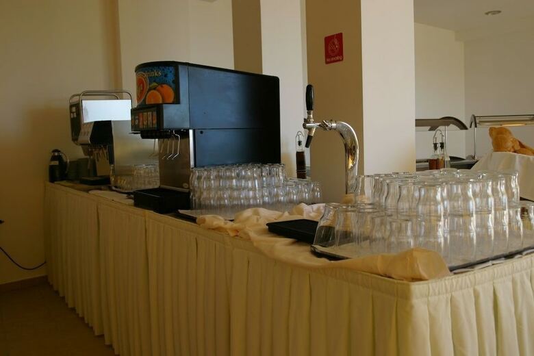 Felicity Hotel