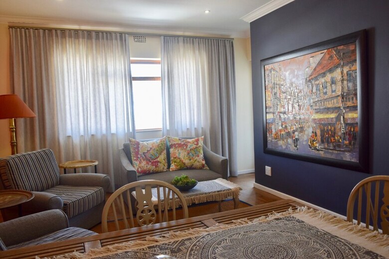 Apartamentos Well-located 2 Bedroom Flat In Gardens