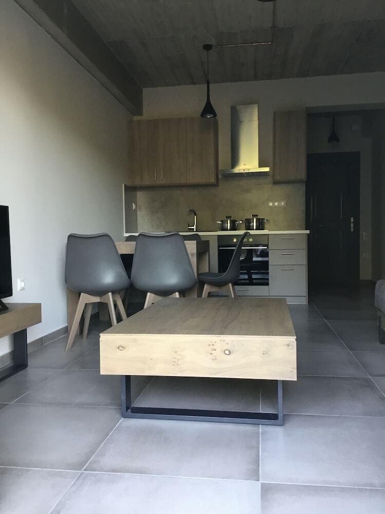 Apartamentos Lagkada Suites