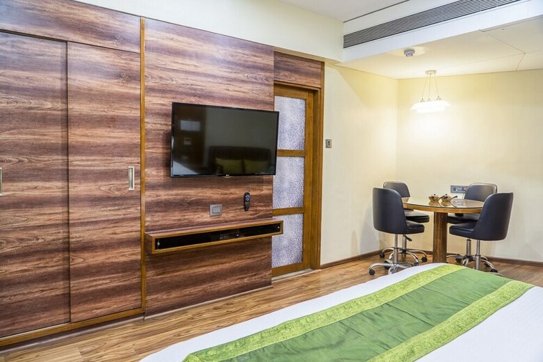 Super Inn Armoise Hotel