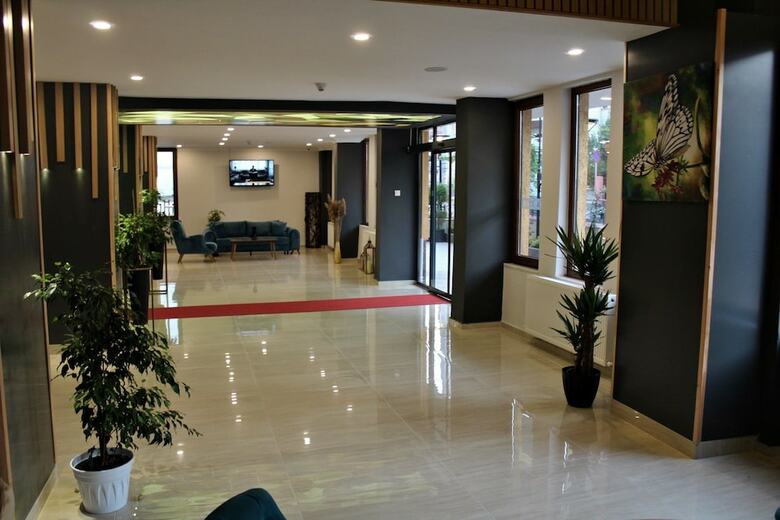 Grand Krone Hotel
