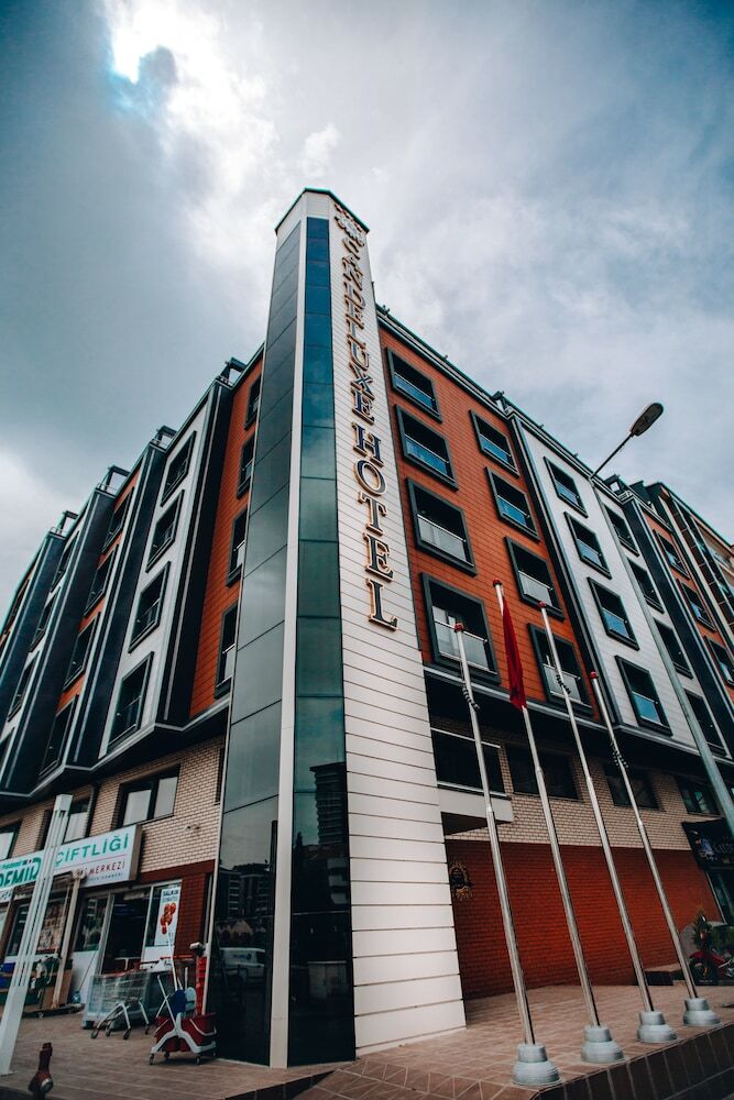 Can Deluxe Hotel