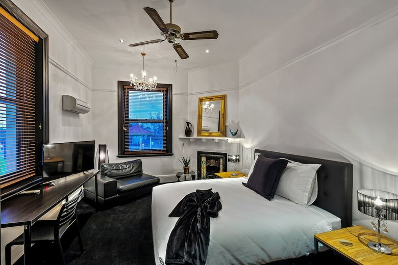 Bed & Breakfast Bank192