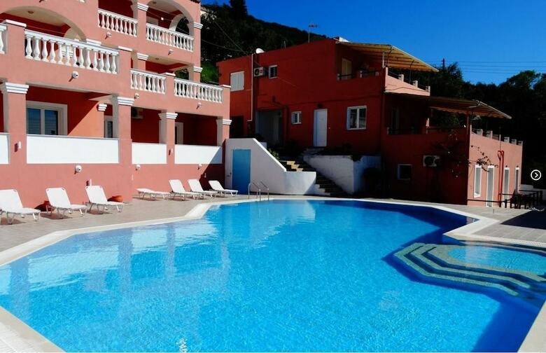 Paradiso Aparthotel