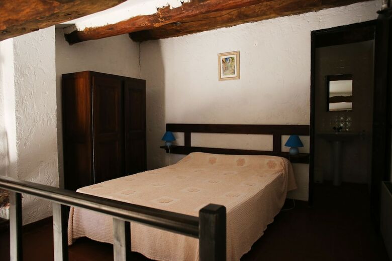 Hameau de Fontroussi�re