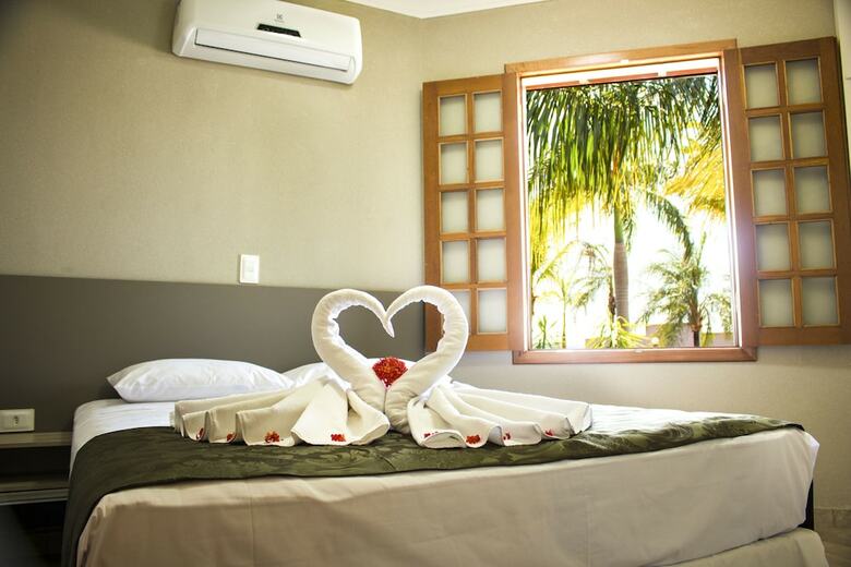 Apartamentos Grandes Lagos Resort E Parque Aqu�tico