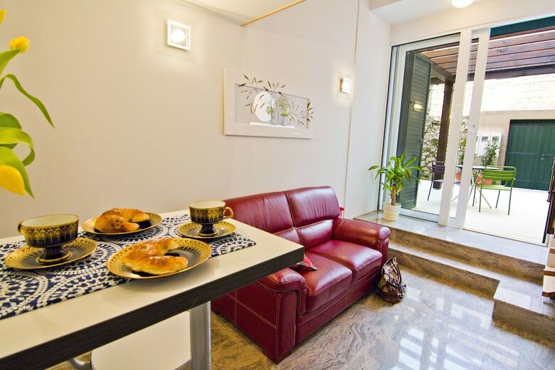 Apartamentos Veig Palace