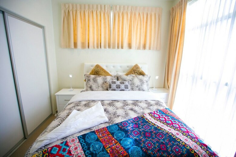 Apartamentos Epsom Central Modern 3brd Apt