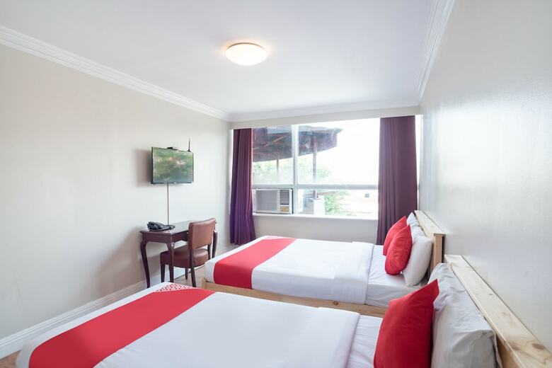 Oyo 181 Manila Airport Hotel
