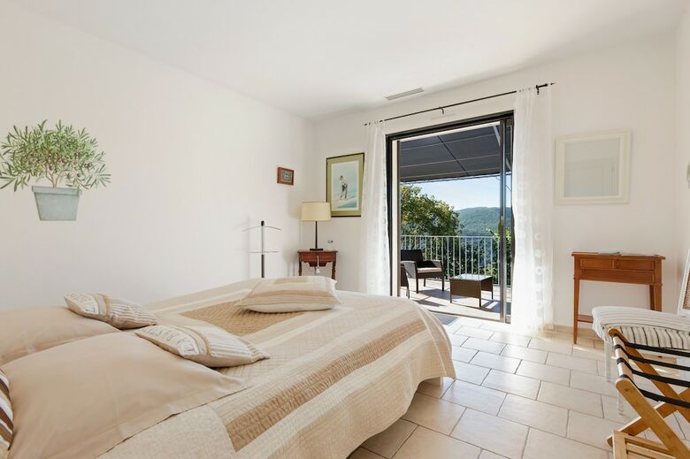 Hotel Bastide Saint-thom�