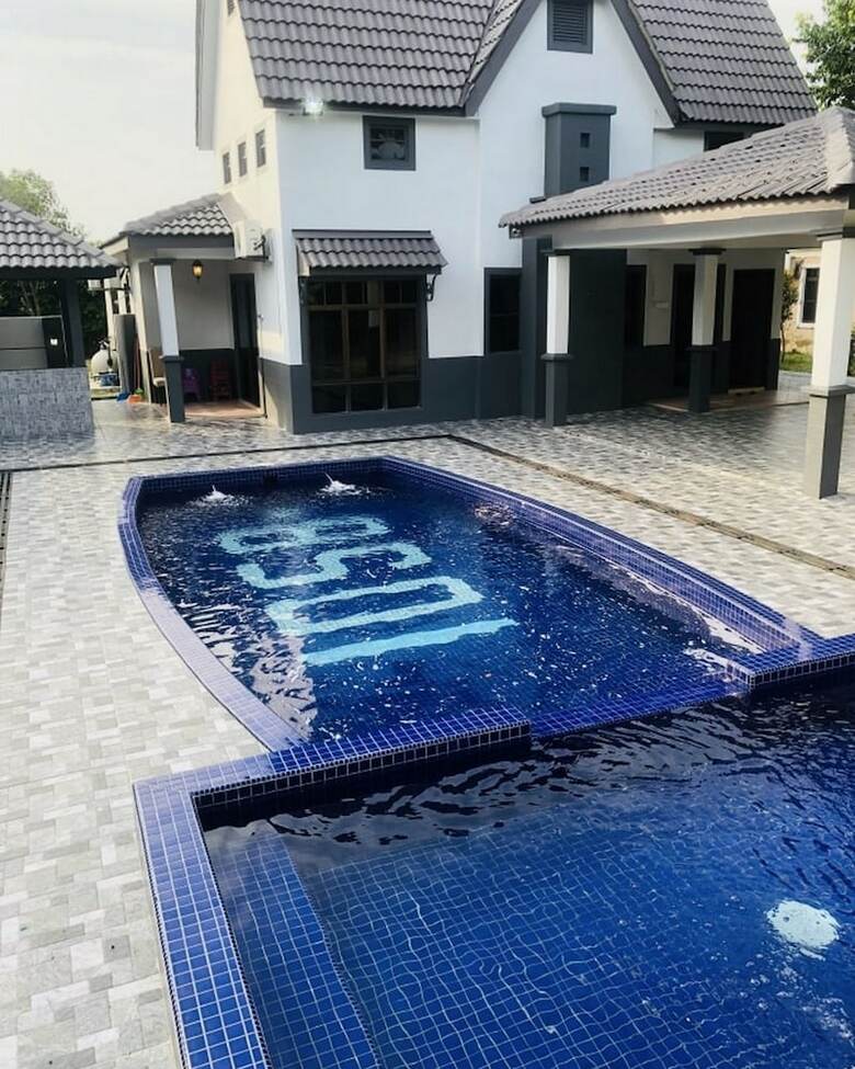 Private Villa With Pool By Azra