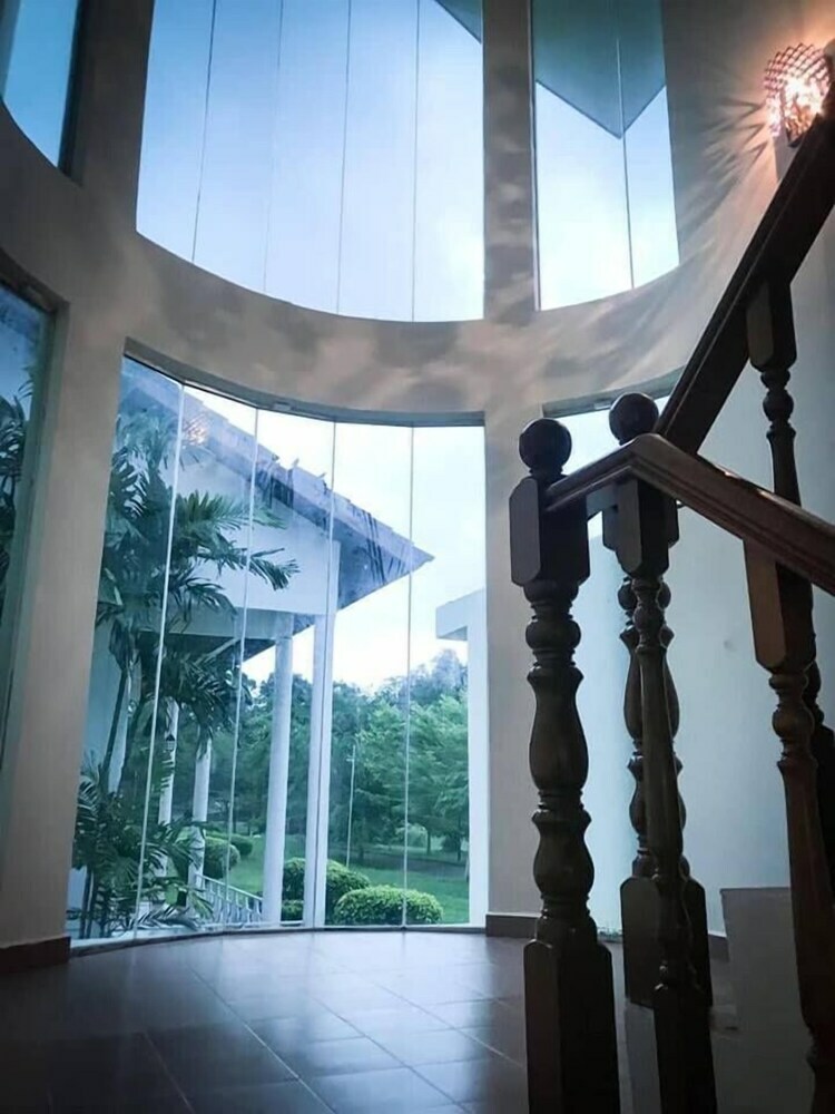 Private Villa With Pool By Azra