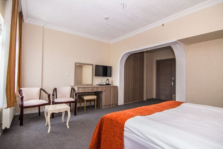 An Grand Hotel