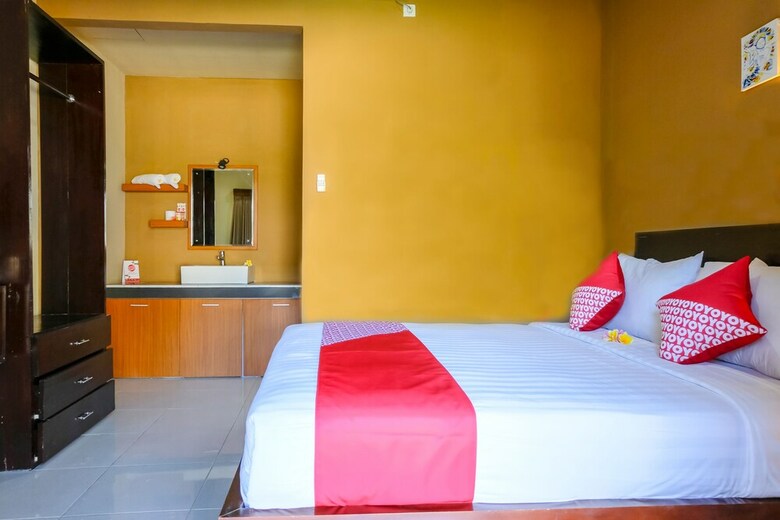 Hotel Oyo 992 Semilir Senggigi Inn