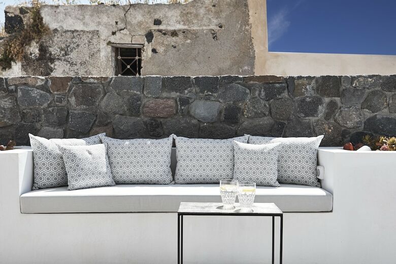 Alchemy Luxury Villa