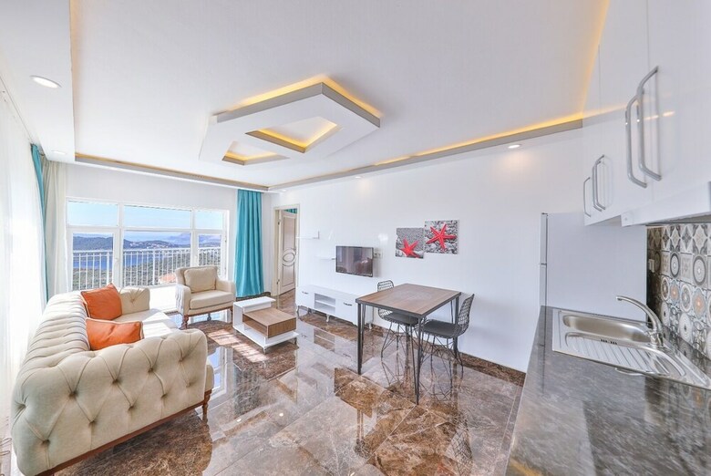 3 House Apart