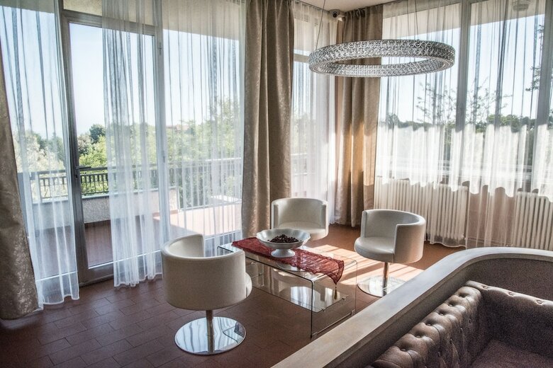 Tatiana Luxury Villa & Bed And Breakfast