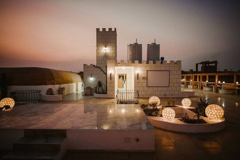 Hotel Desert Moon