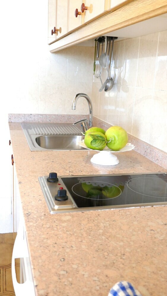 Apartamentos Puerto Del Carmen With Sea Views